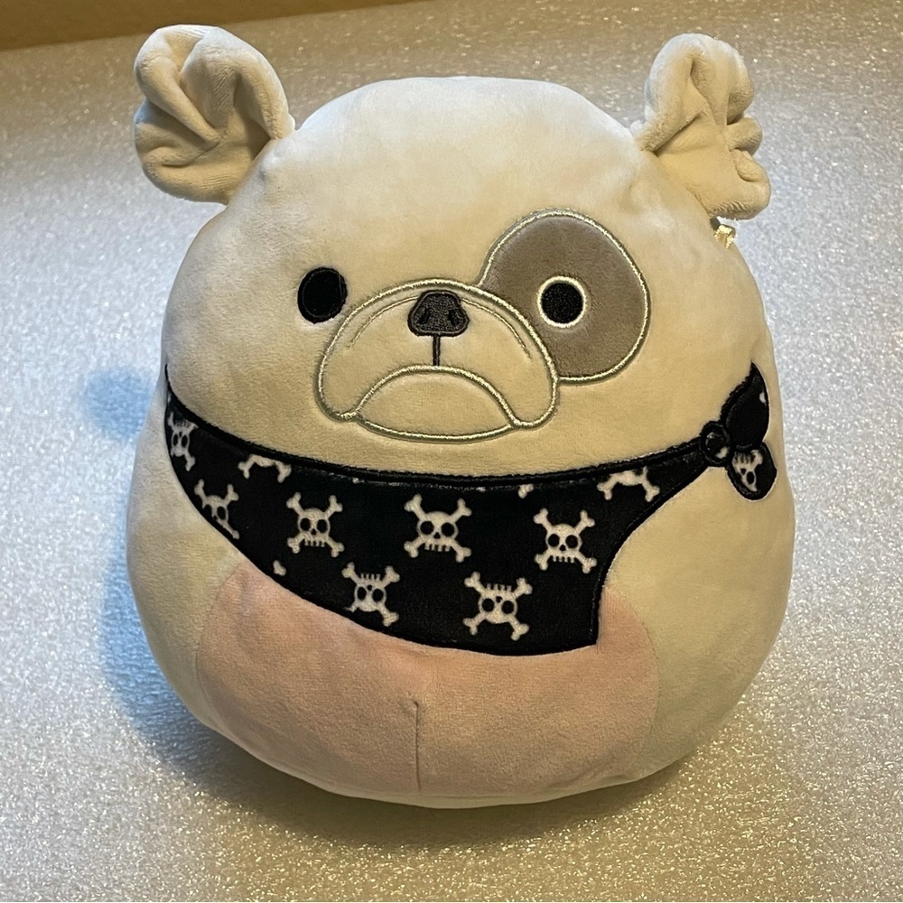 Elenor (Ellie) the Bulldog 8in Squishmallow w/ Fake Crossbones Bandana